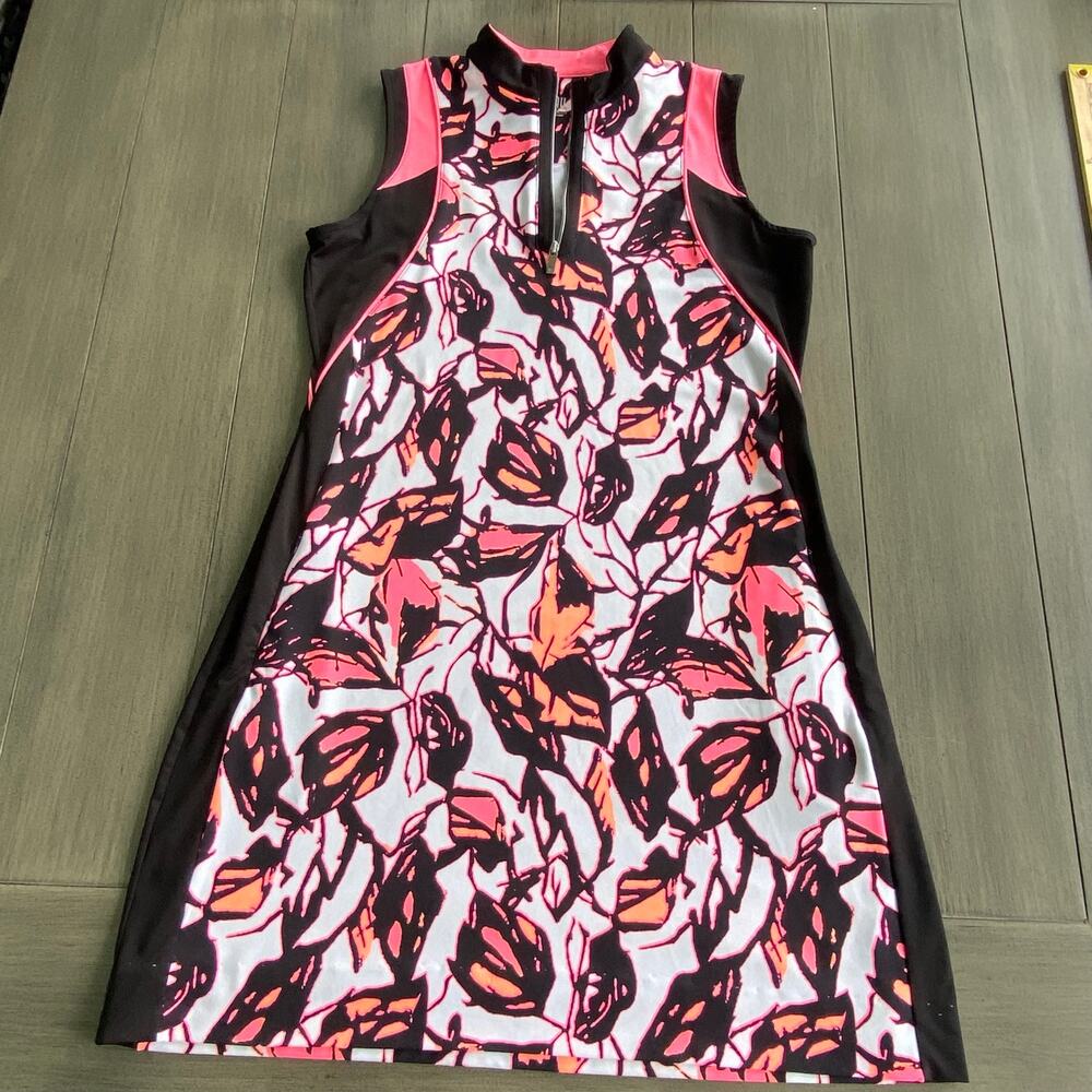 Tail Sleeveless Golf Dress • Medium • Pink/Black Pattern • Pockets • Stretch